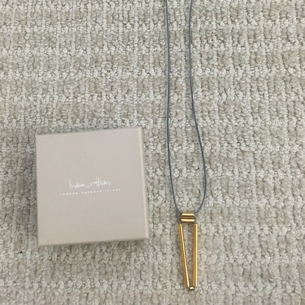 India Hicks The Catch Necklace